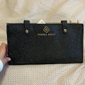 Kendra Scott NWT hanging jewelry organizer black